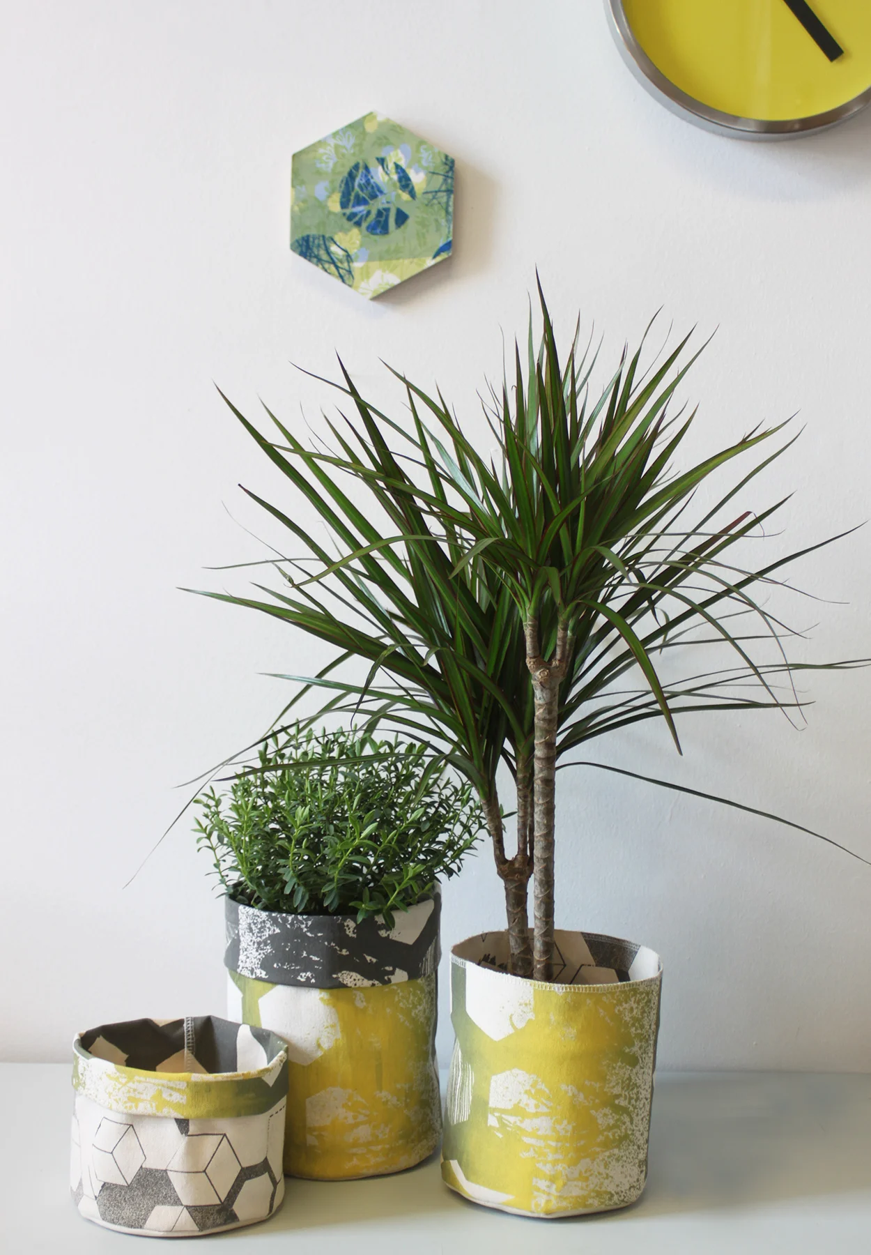 pots1 300dpi.jpg