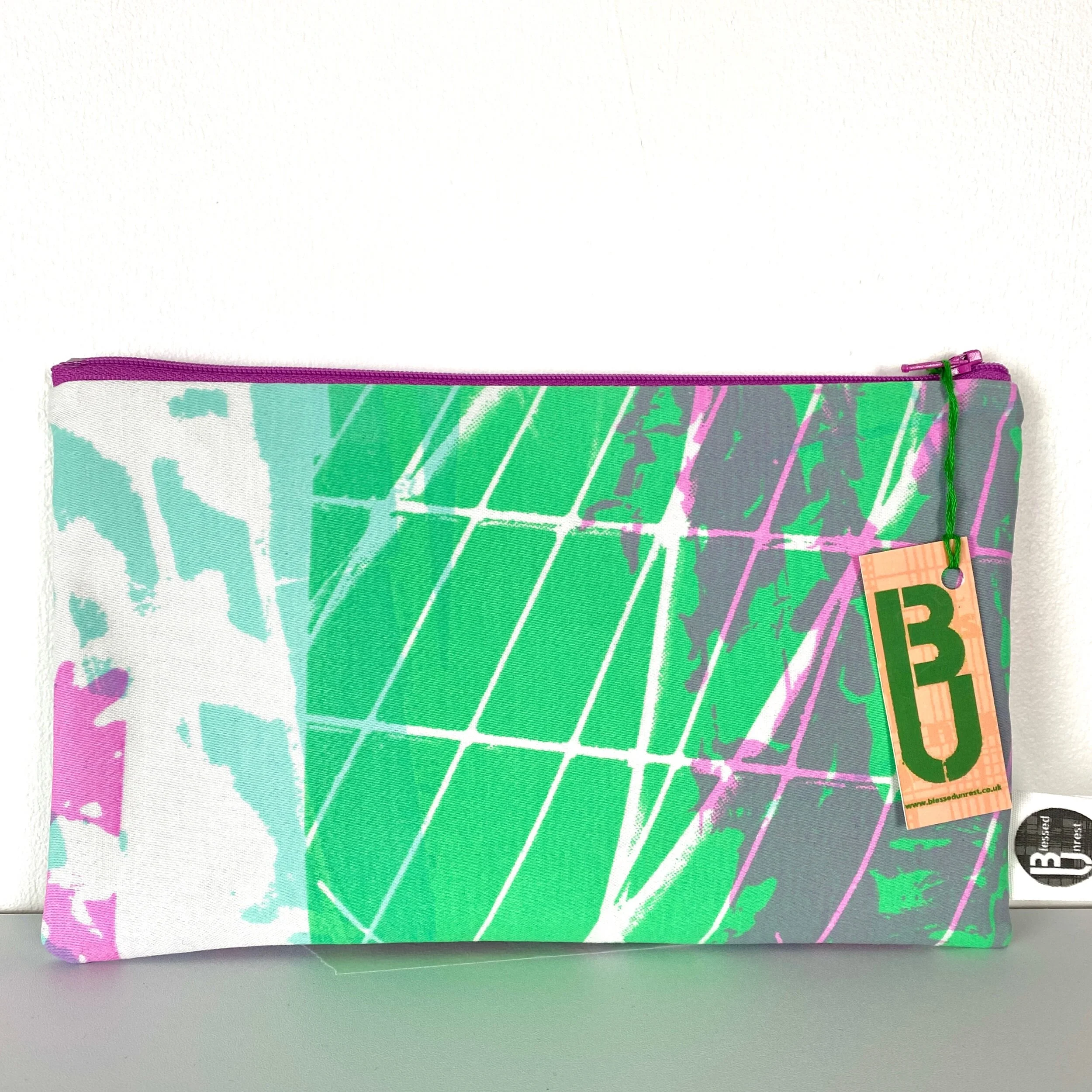 693B9AA6-10AB-41E4-96B6-81BB2CCC7045