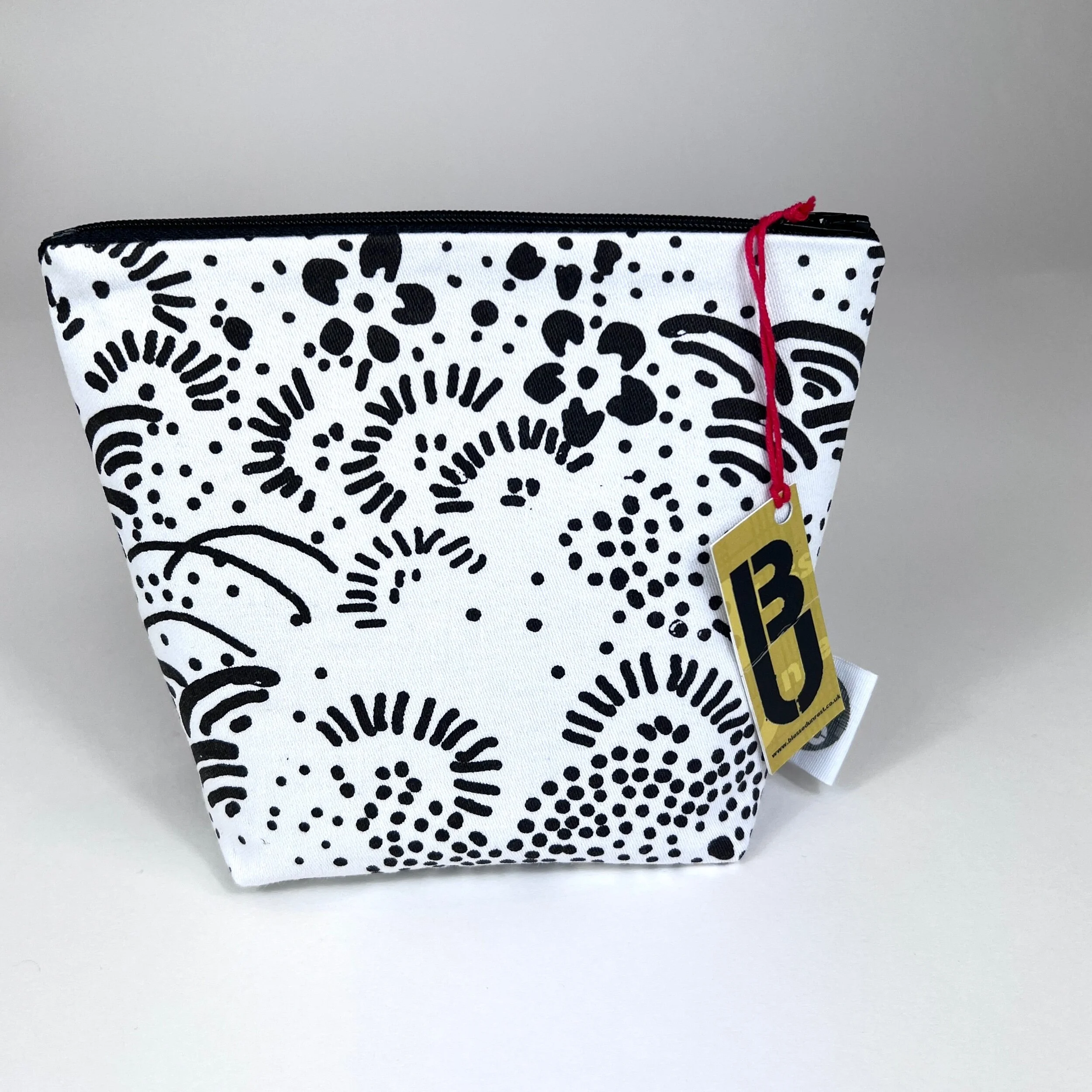 23A12D6F-2E5D-459B-9047-1B8BEF722FF3