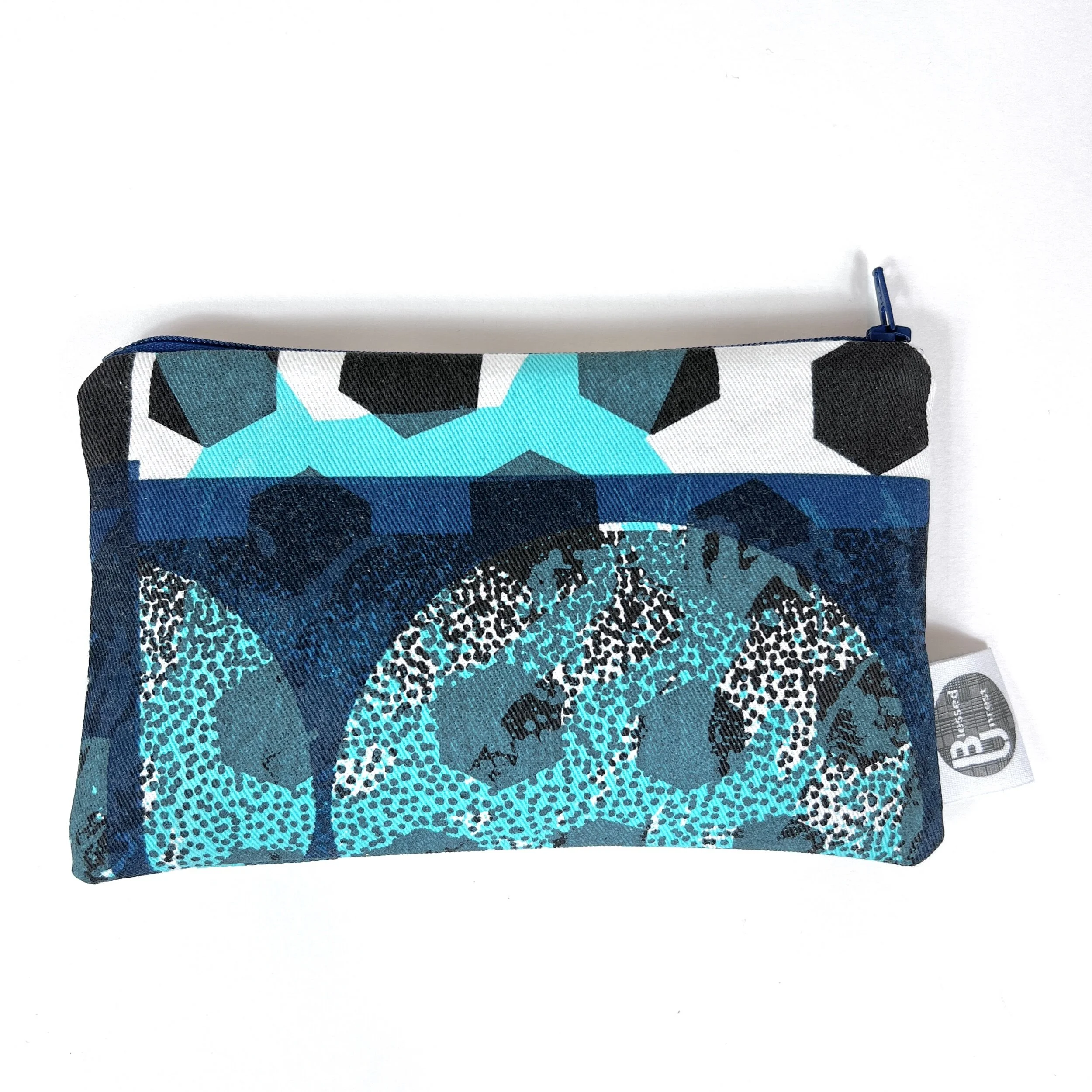 C5A5DED8-EB5C-4276-B695-DA5F8375EA80