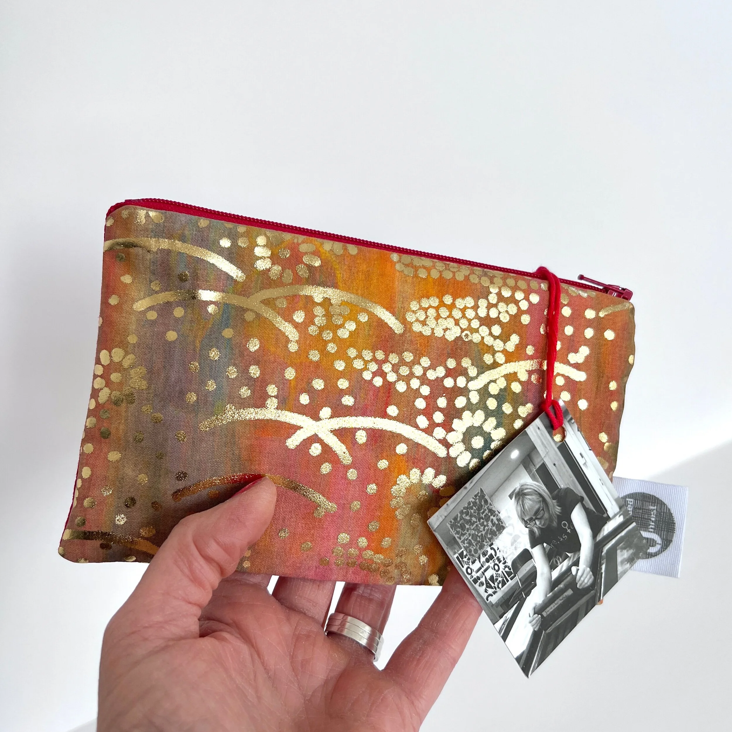 B6A161BF-FB0B-496B-94BB-26FF5C902917