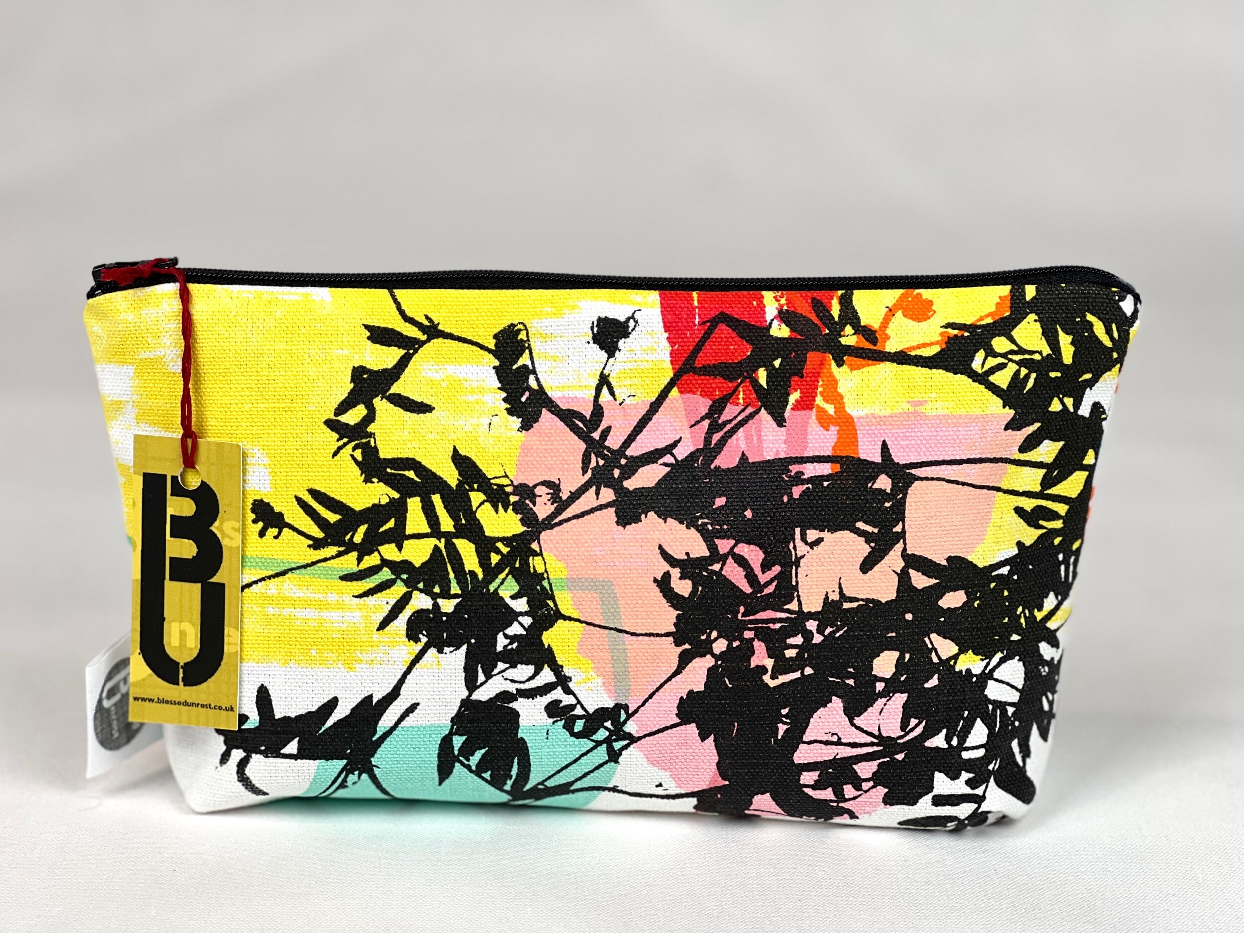 Medium stationary /cosmetics bag