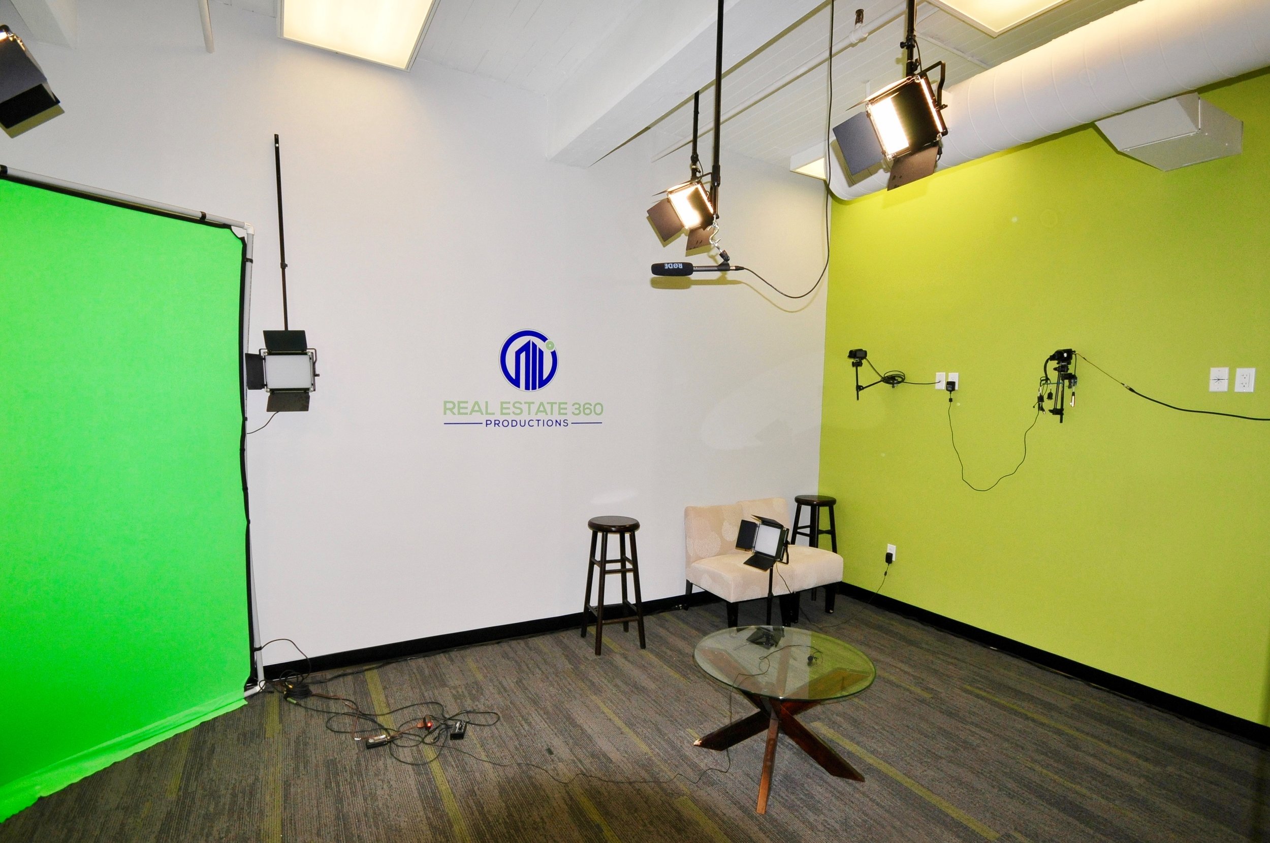 Studio wide lens2.jpg