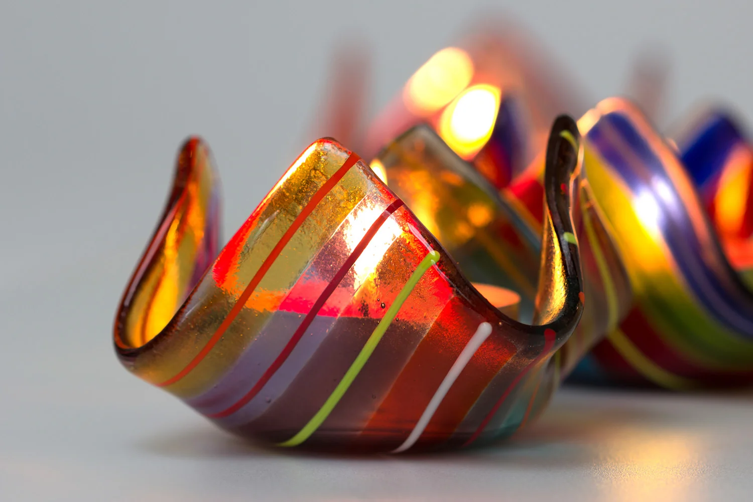 Beach striped tea light holder, detail