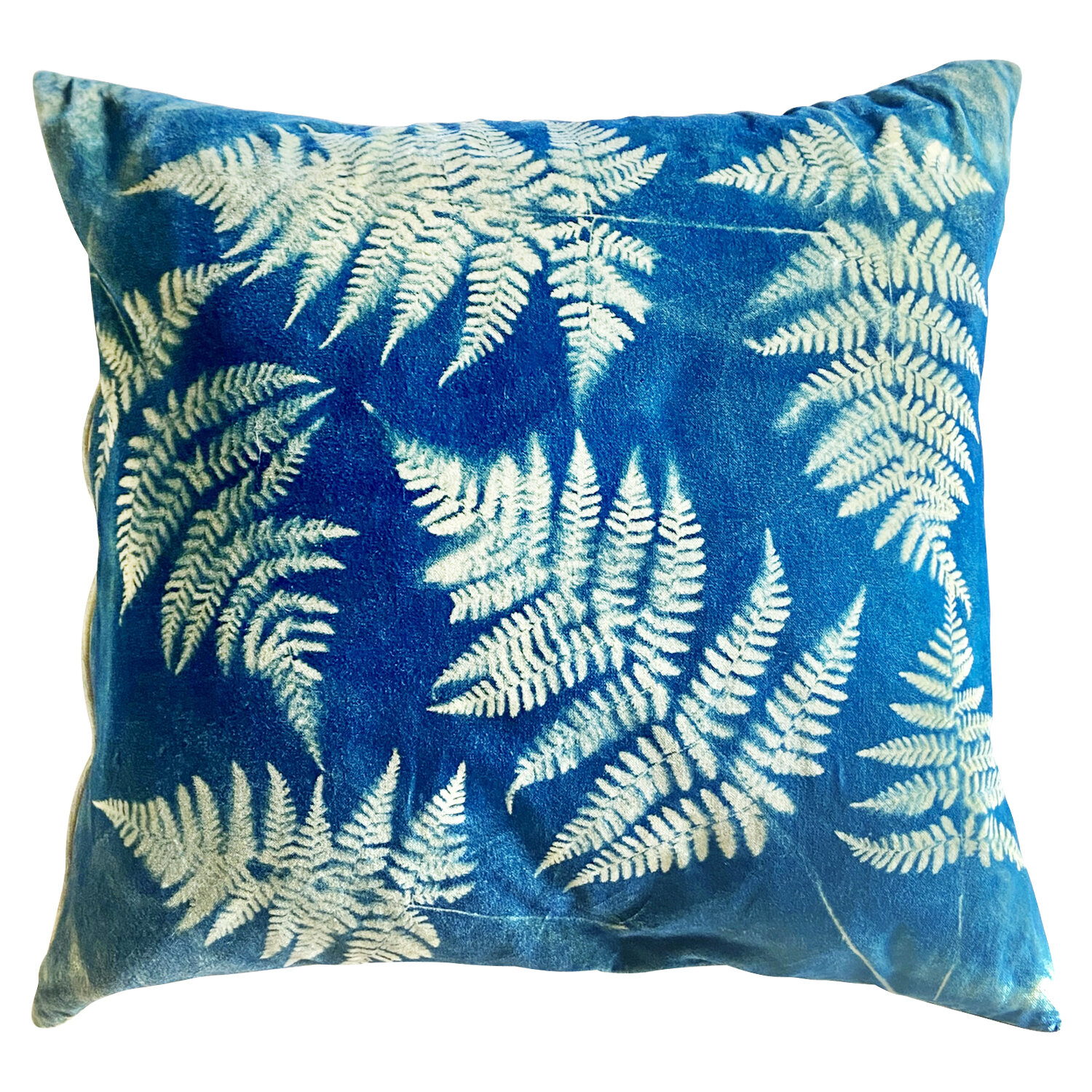 Velvet Fern cushion, White/Blue