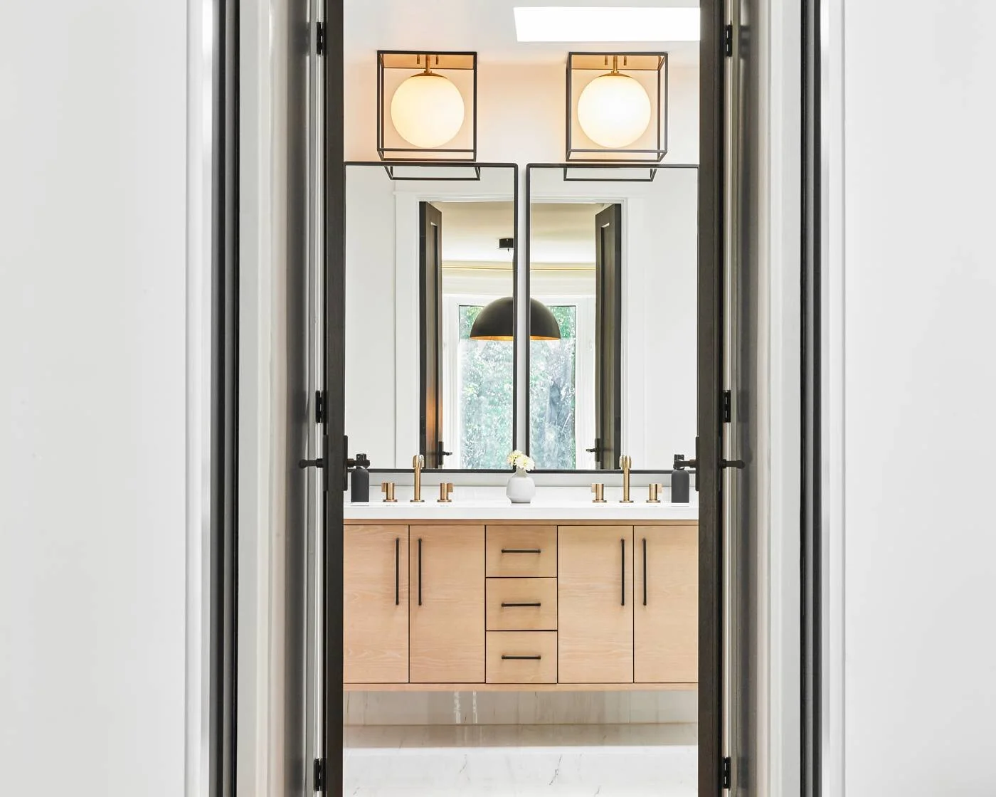 Two Fold Interiors 