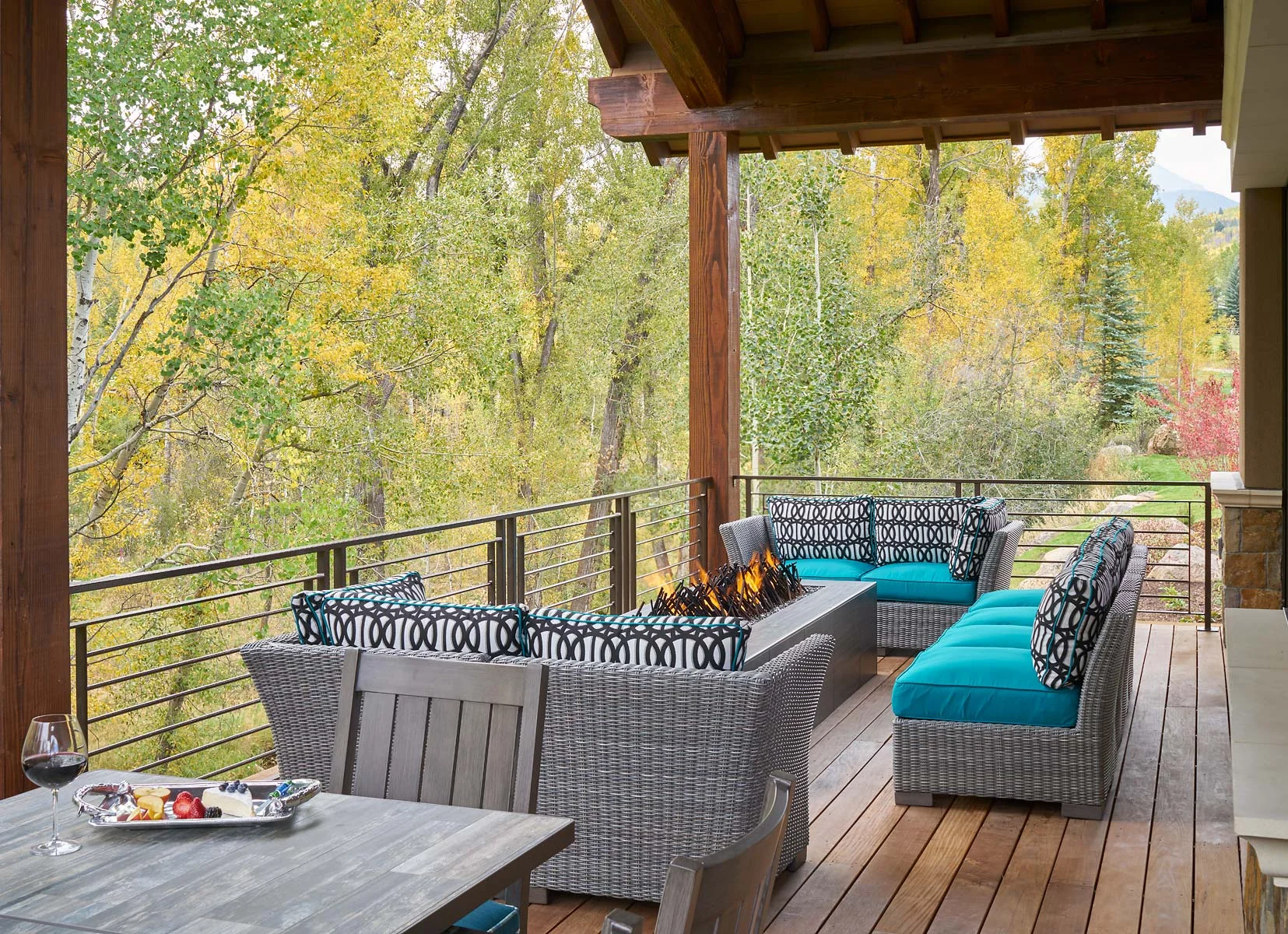 McCoy-Design-Neolith-Edwards-9-22-17-Deck-Fire-Seating-Web.jpg