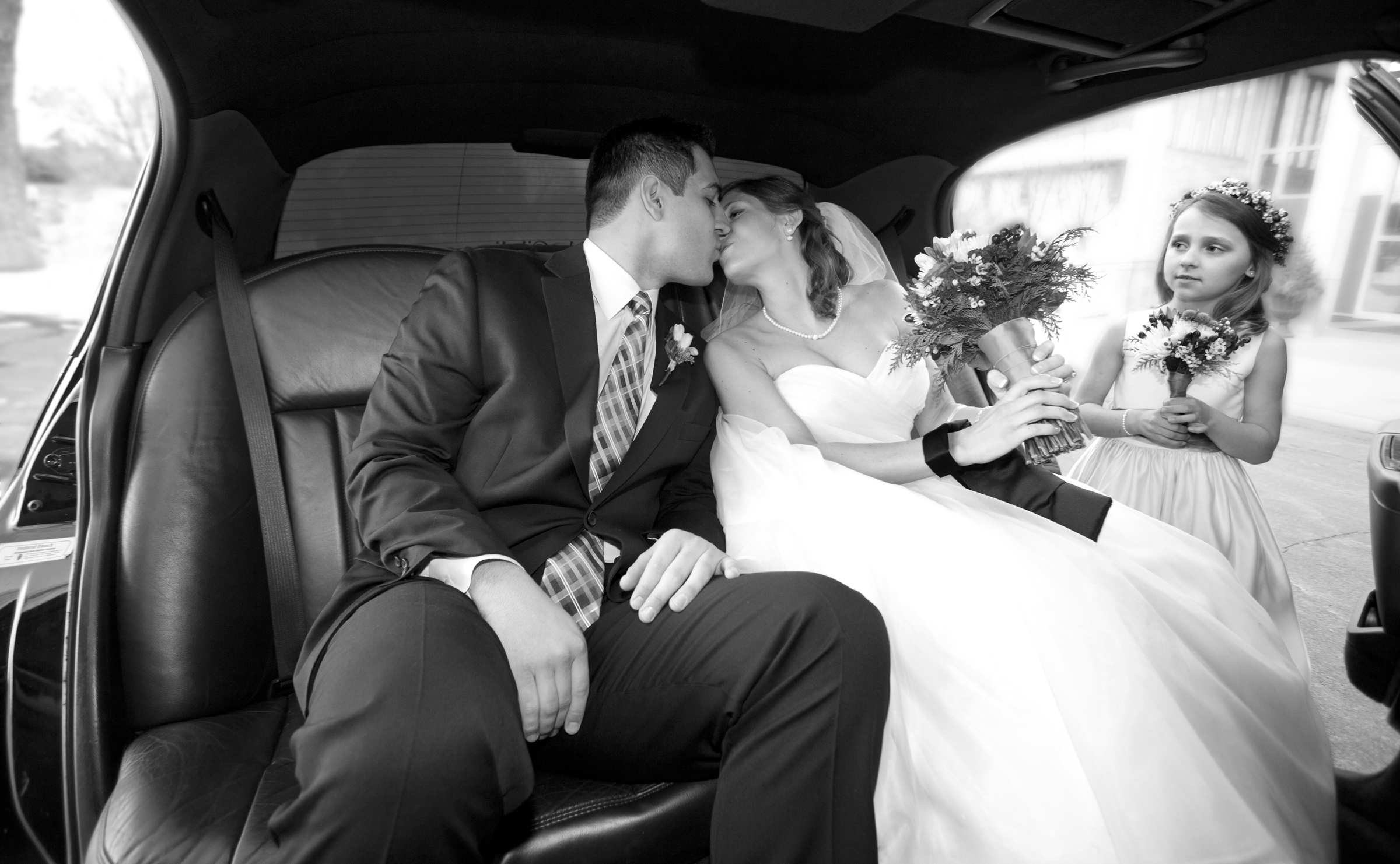 Wedding photography couple in limo