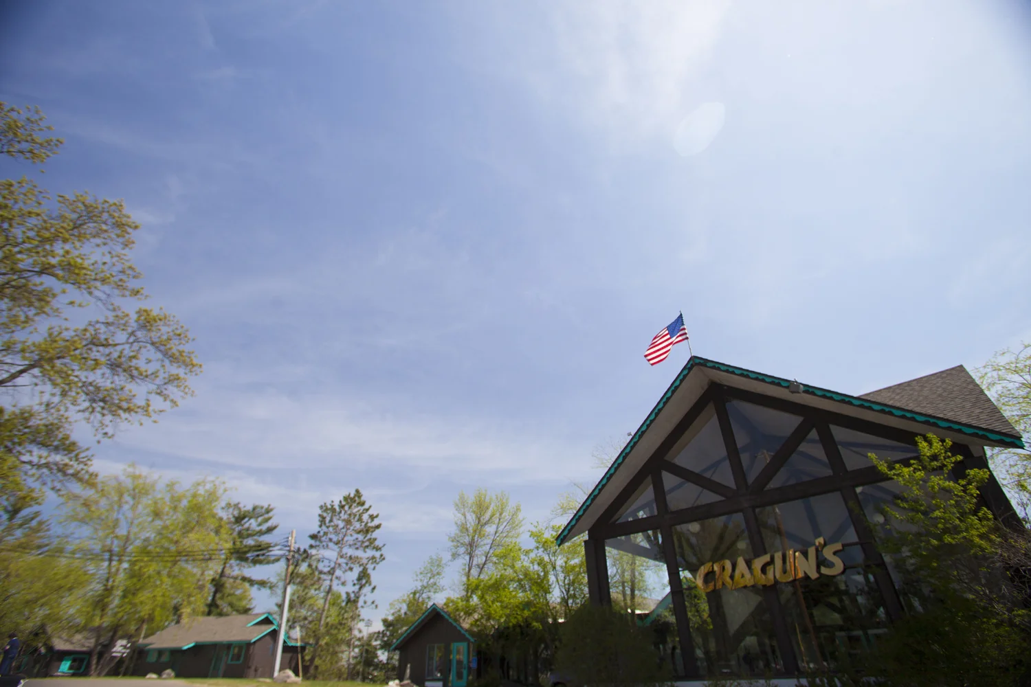 Craguns main entrance.jpg
