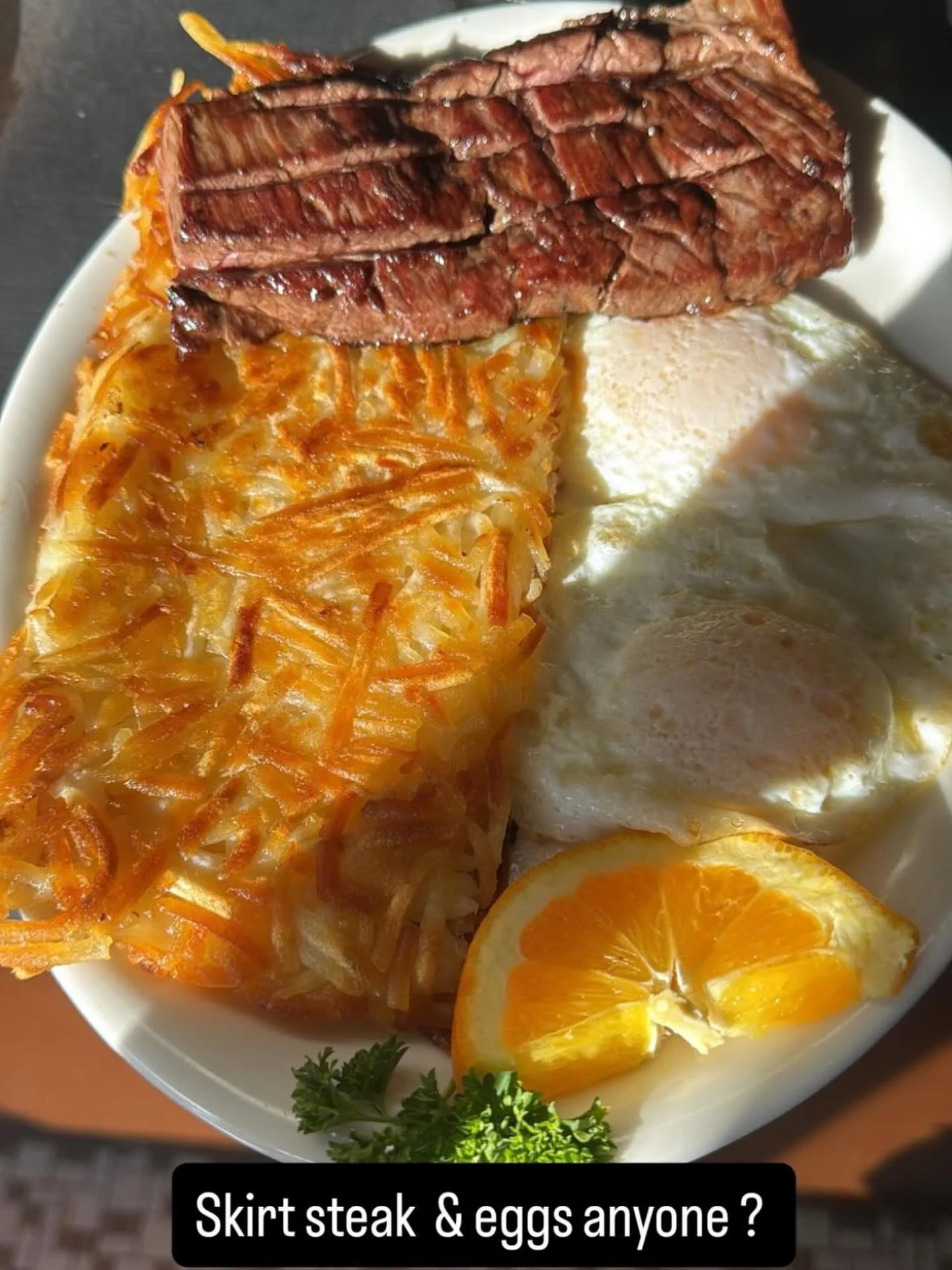 Scrolling that makes you hungry&hellip;. so hungry&hellip; anyone else craving @silverspurranchco today or is it just me daydreaming about biscuits, coffee, and a big cozy meal? 🥞☕

#EastLakeVillage #SilverSpurWatsonville #WatsonvilleEats #ShopLocal