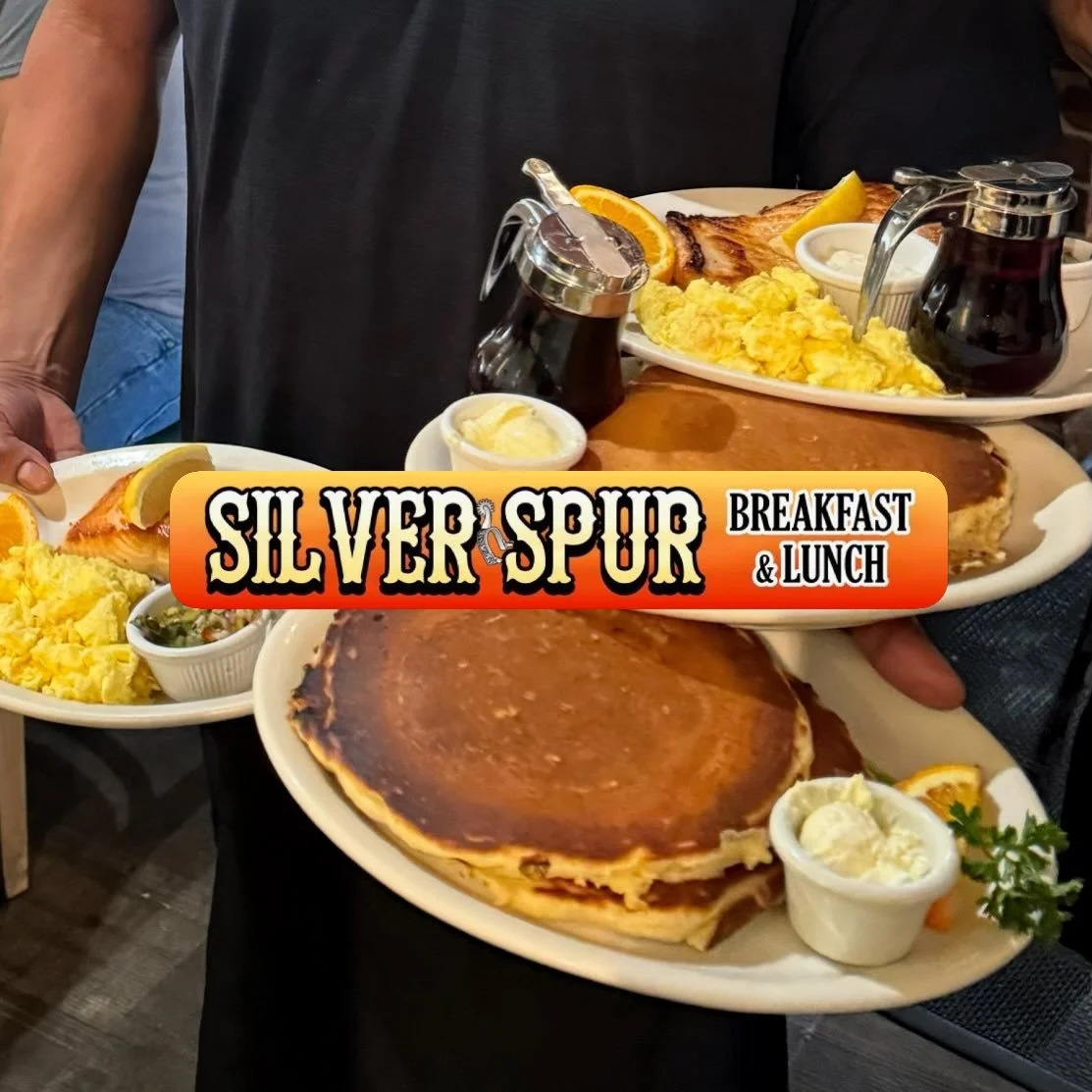 Friday is here, and whether you&rsquo;re kicking off the weekend or wrapping up a long week, the best place to do it is at @silverspurranchco &mdash;come in hungry, we guarantee you won&rsquo;t leave that way 🥞 

#SilverSpurWatsonville #EastLakeVill