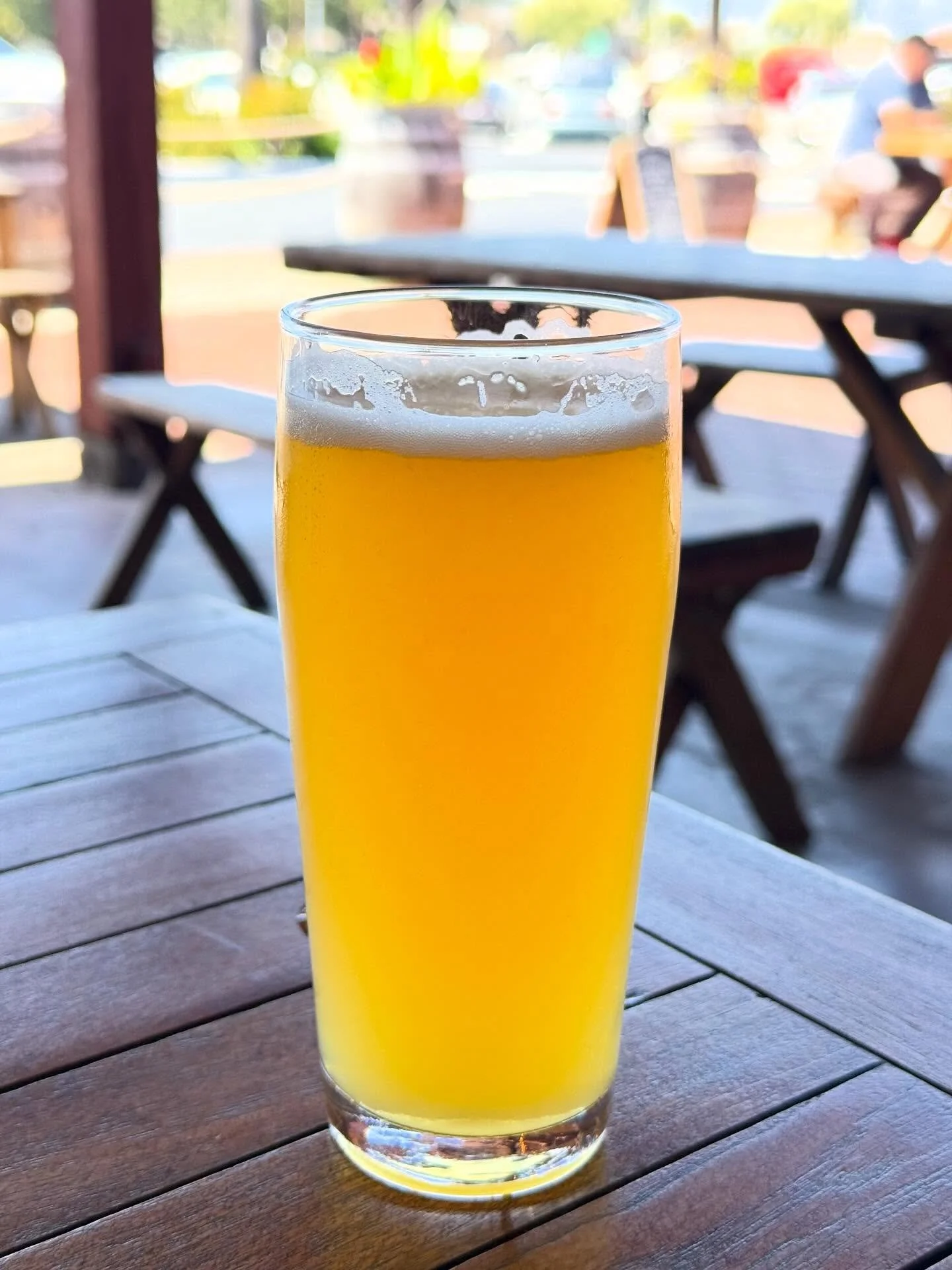 Friday called ☎️and @fruitionbrewing answered 🍻

Perfect weather, good vibes, and an ice cold beer from Fruition Brewery. 🍺

#EastlakeVillage #FruitionBrewery #FridayVibes #WatsonvilleCA #CentralCoastLiving