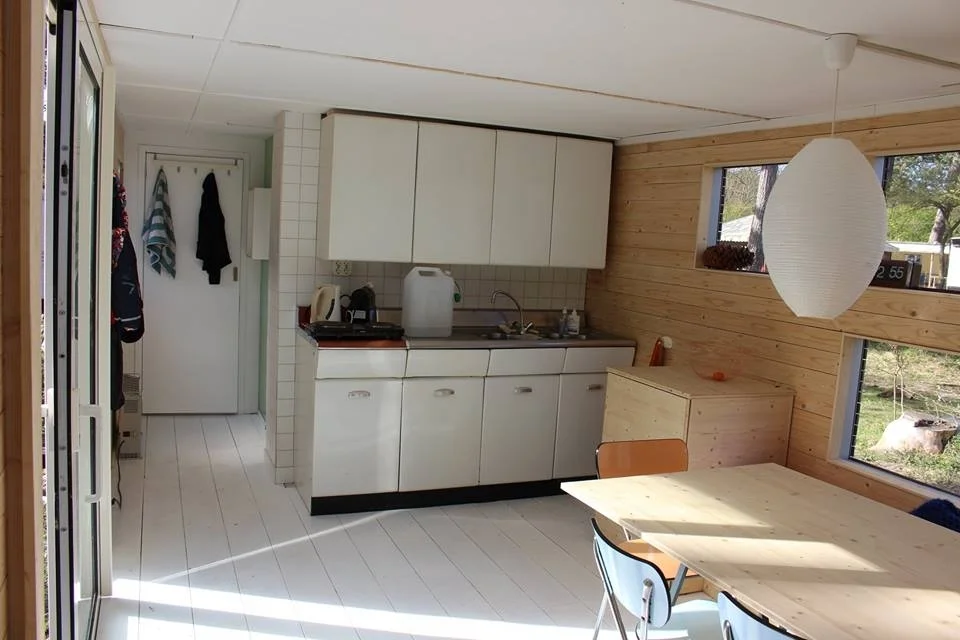Zomerhuisje bakkum keuken.jpg