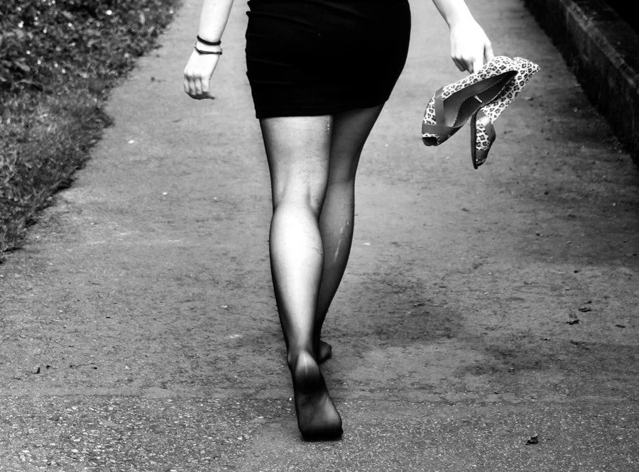 walking_away_by_alongwayfromhome-jpg.jpeg