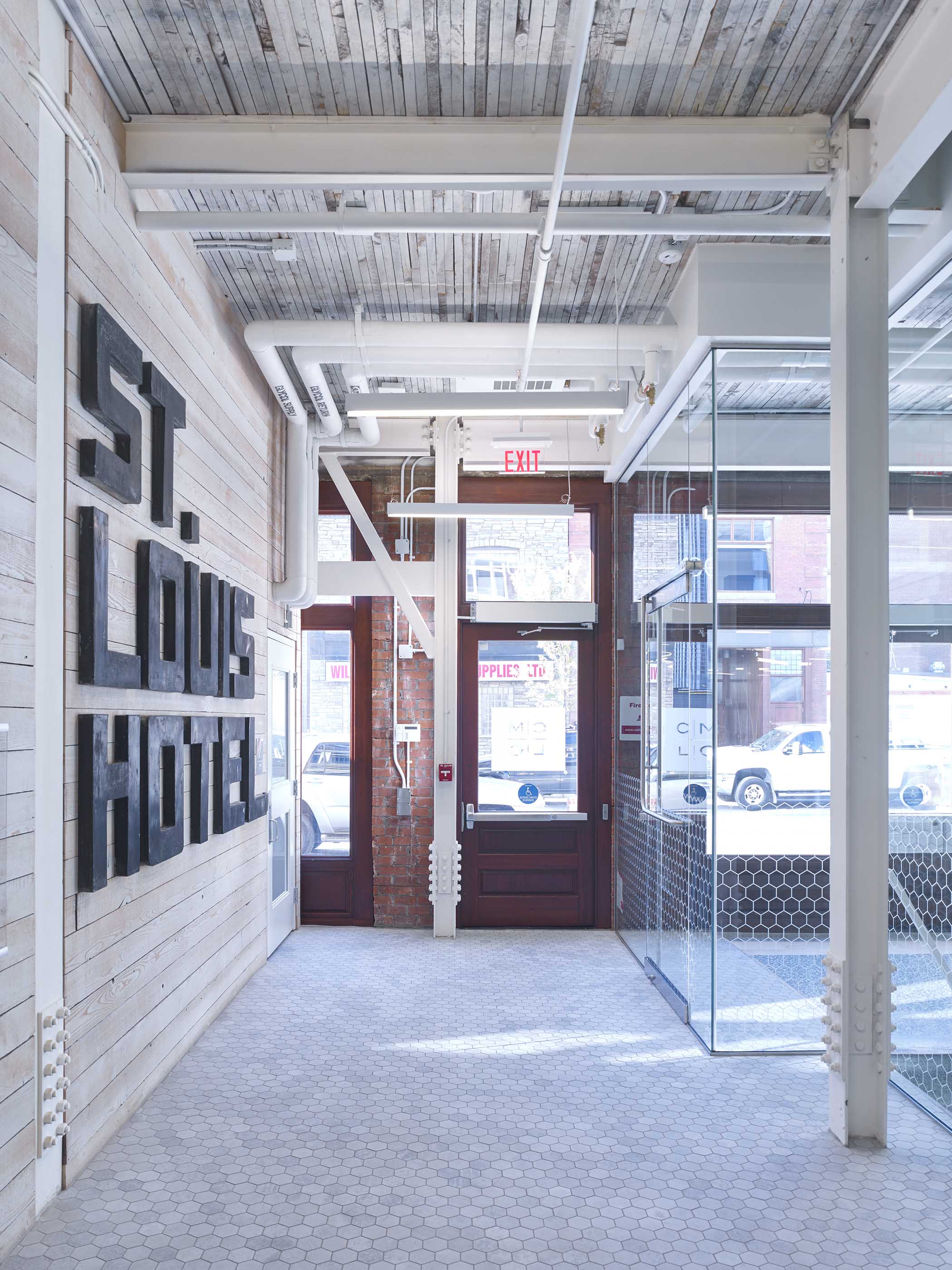 St-Louis-Hotel-01.jpg