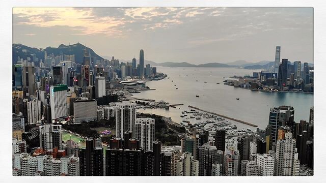🇭🇰 Hong Kong Harbour from Braemar Hill