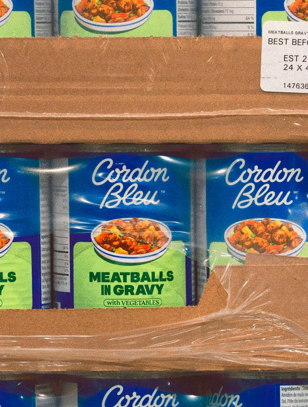 Rebrand Cordon Bleu
Série d’illustrations pour chaque produit de la gamme CB, réalisé avec LG2 Montréal.
Gouache sur papier Arches, 2024.