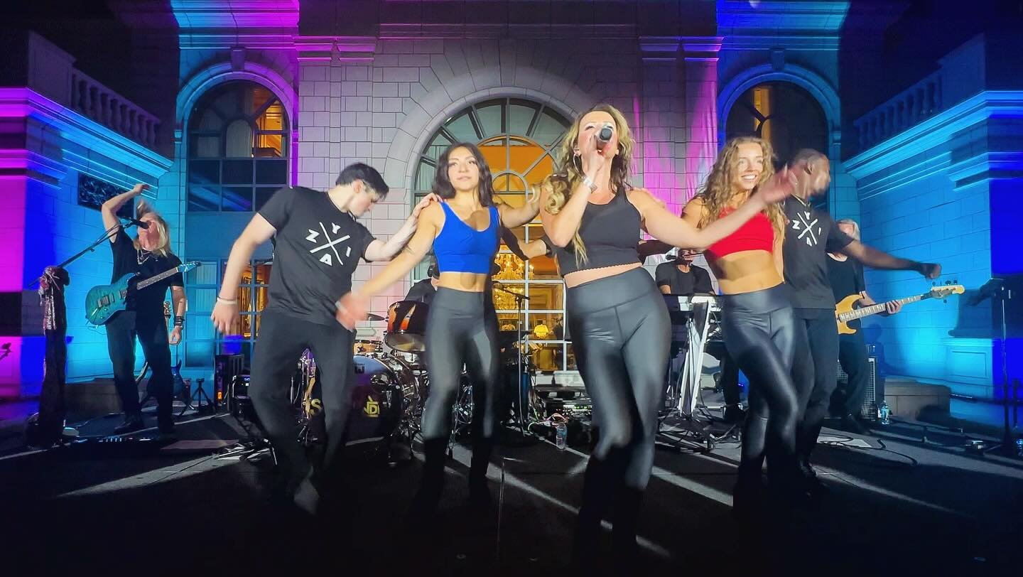 The Salamanders. Next level corporate entertainment!👊🌌🪩💃

&bull;
&bull;
&bull;
&bull;

#livemusic #band #musicians #vocalists #dancers #choreography #musiclovers #show #events #corporate #conventions #concerts #eventplanner #luxury #destinationwe