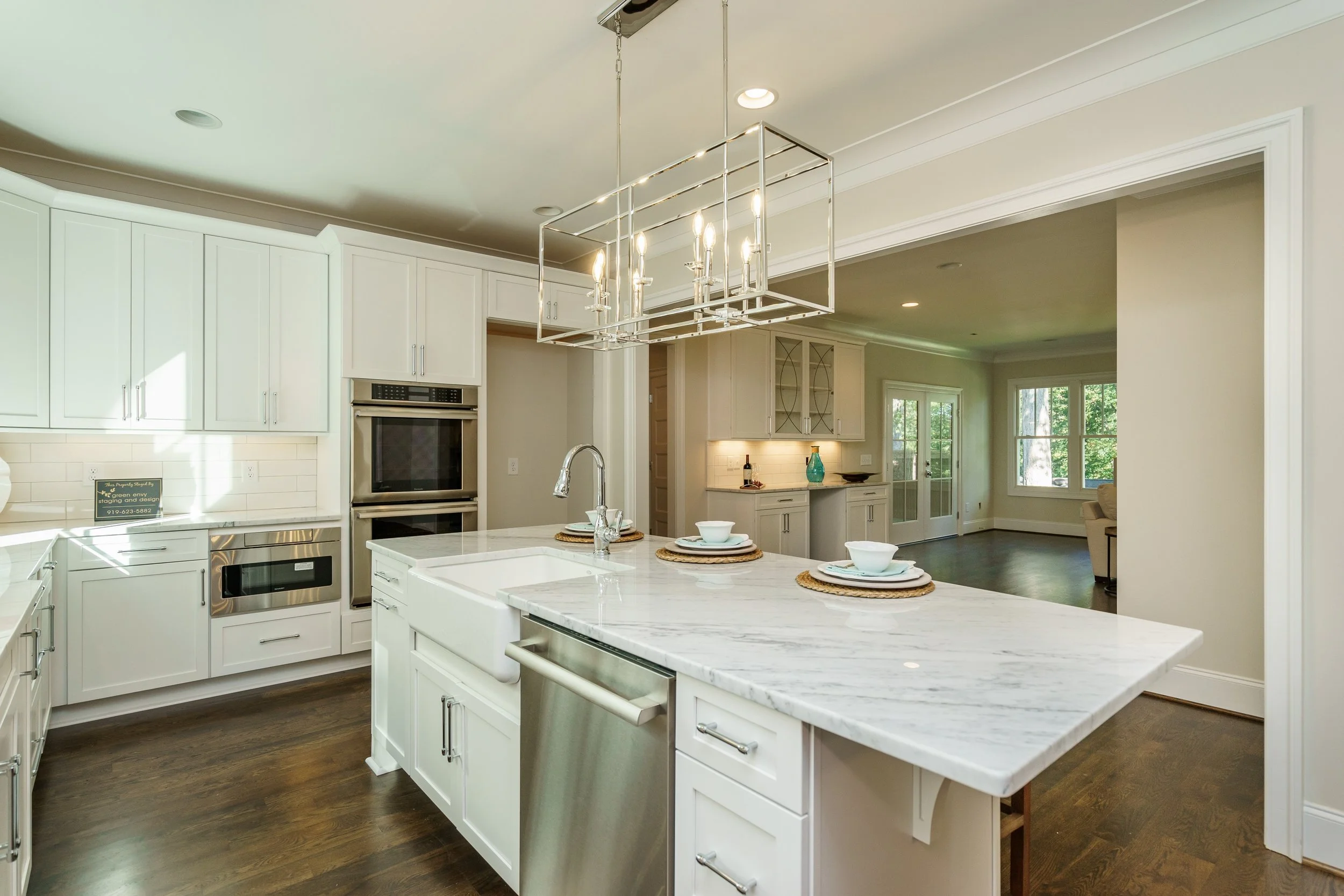 017_ Kitchen.jpg