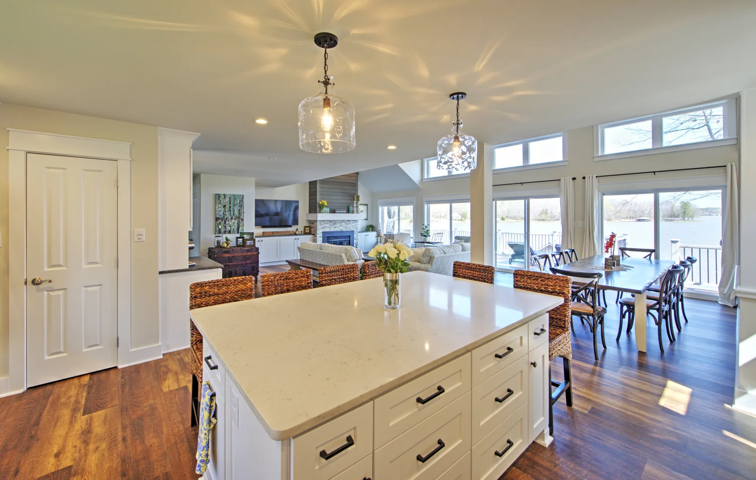 Photo inspiration: Waterfront Condos In Gastonia Reference: Lake Gaston Waterfront Living