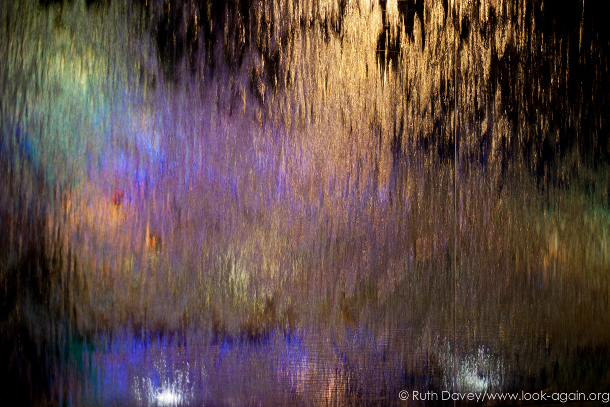 Ruth-Davey-Look-Again-Canon-mindful-photography-for-wellbeing.jpg
