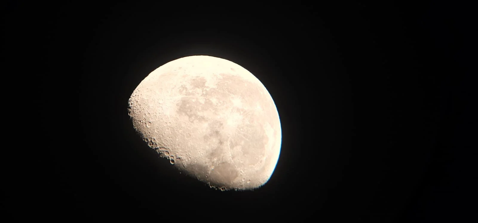 Moon.jpg