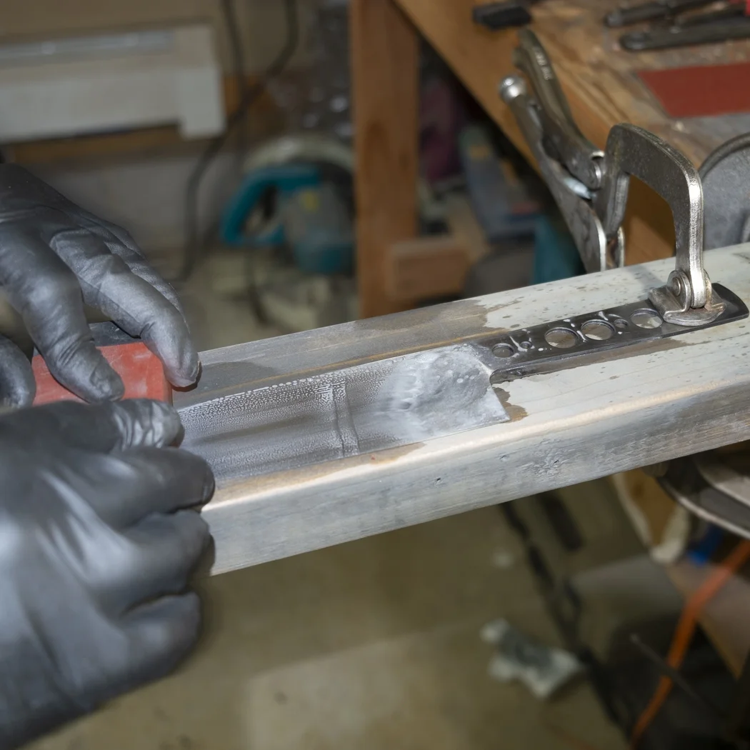 The machine work is done and the blades are sanded through a succession of grits up to 2000 (really smooth). The most time consuming operation of the process.