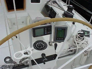 J160 helm.jpg