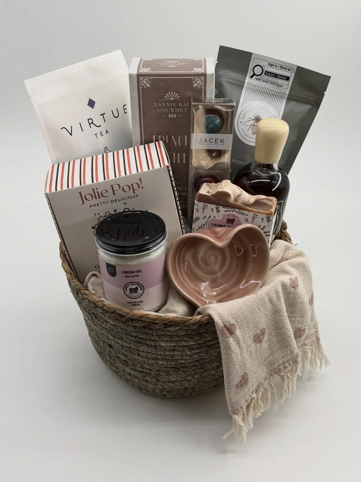 Because flowers die&hellip;
But snacks, self-care, and cute gifts? 
She&rsquo;ll love those way longer!

Get Mom what she really wants this Mother&rsquo;s Day!

#mothersday
#mother 
#forher 
#shoplocal 
#yycgifts