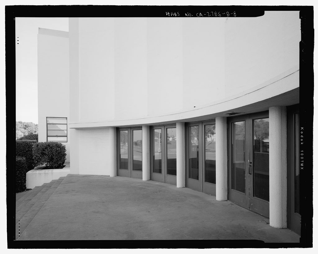 225438pv.jpg