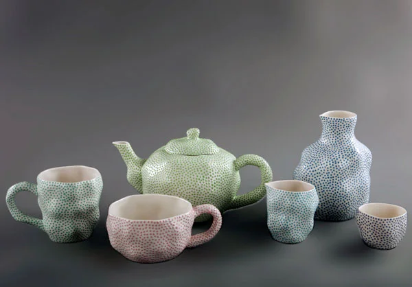Dotted tableware