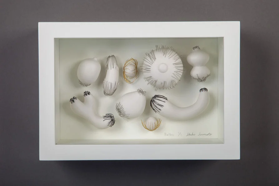 Bulbs (2016)