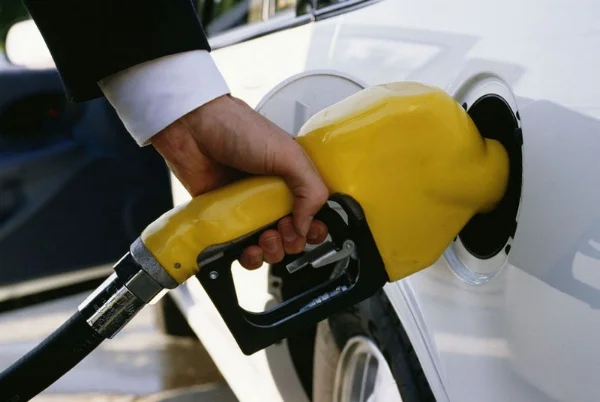gaspump3.jpg