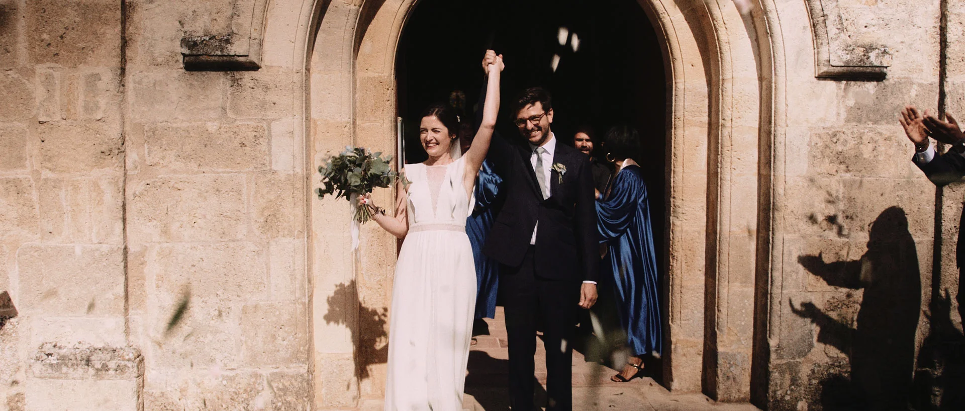 Lucie & Francois - Chateau la Tourbeille Bordeaux Dordogne (23).jpg