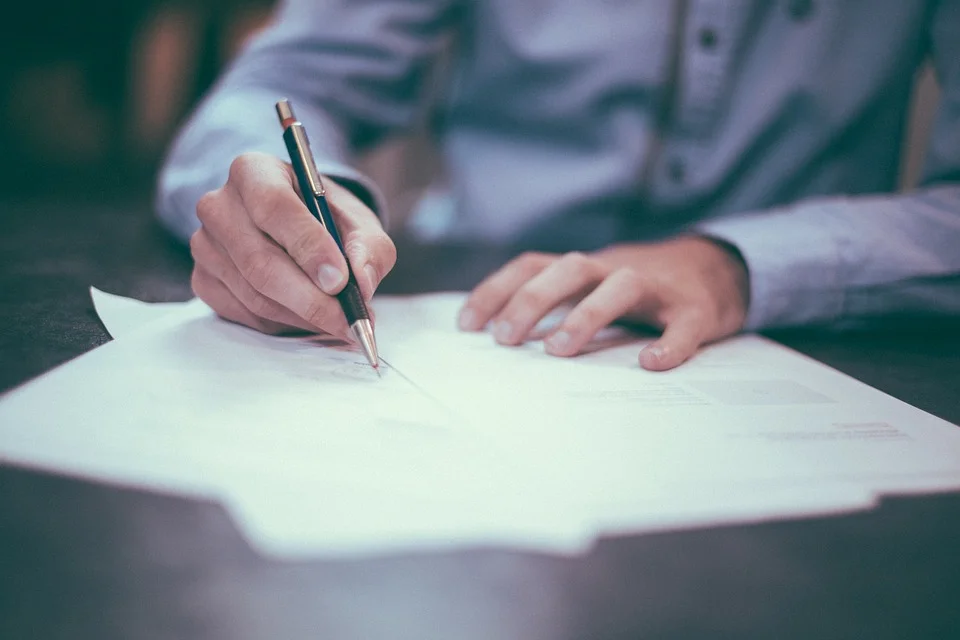 Free-Photos. Pixabay . Form I-864, Affidavit of Support, is a contract an individual signs agreeing to use their financial resources to support the intending immigrant named on the affidavit. The individual who signs the affidavit of support becomes the sponsor once the intending immigrant becomes a lawful permanent resident.