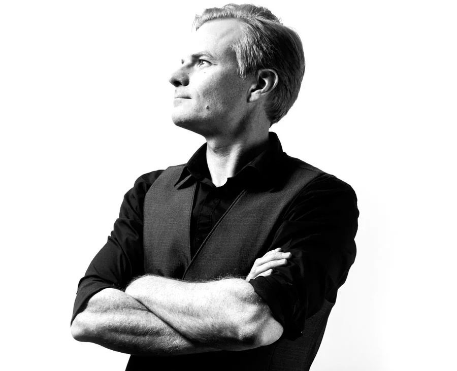 Kristopher_Orr_Artist_Photo.jpg