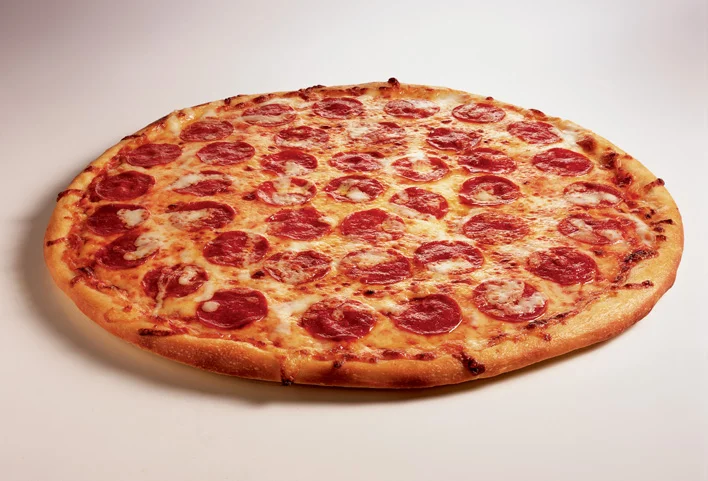 16_Pep_pizza_side.jpg