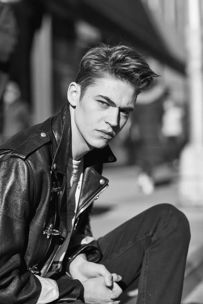 PHOTOGRAPHED BY ALI HOLLOWAY