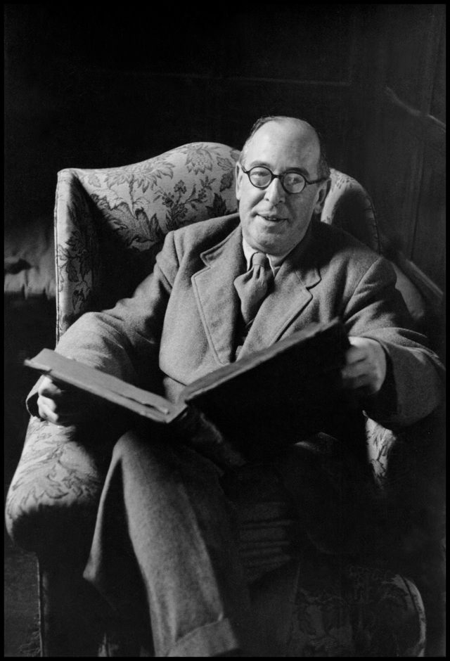 CS-Lewis-Reading.jpeg