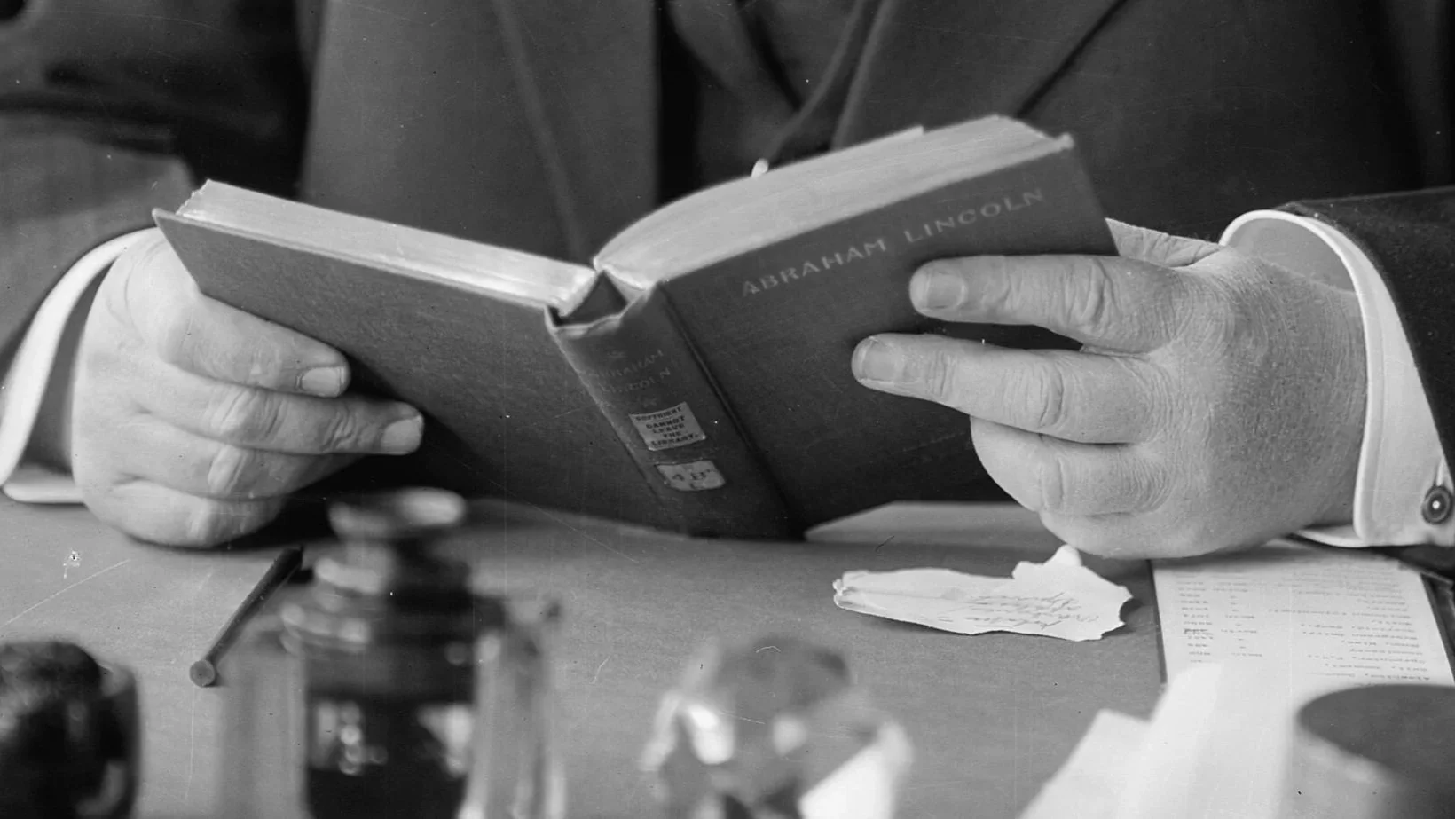 taft reading detail.jpg