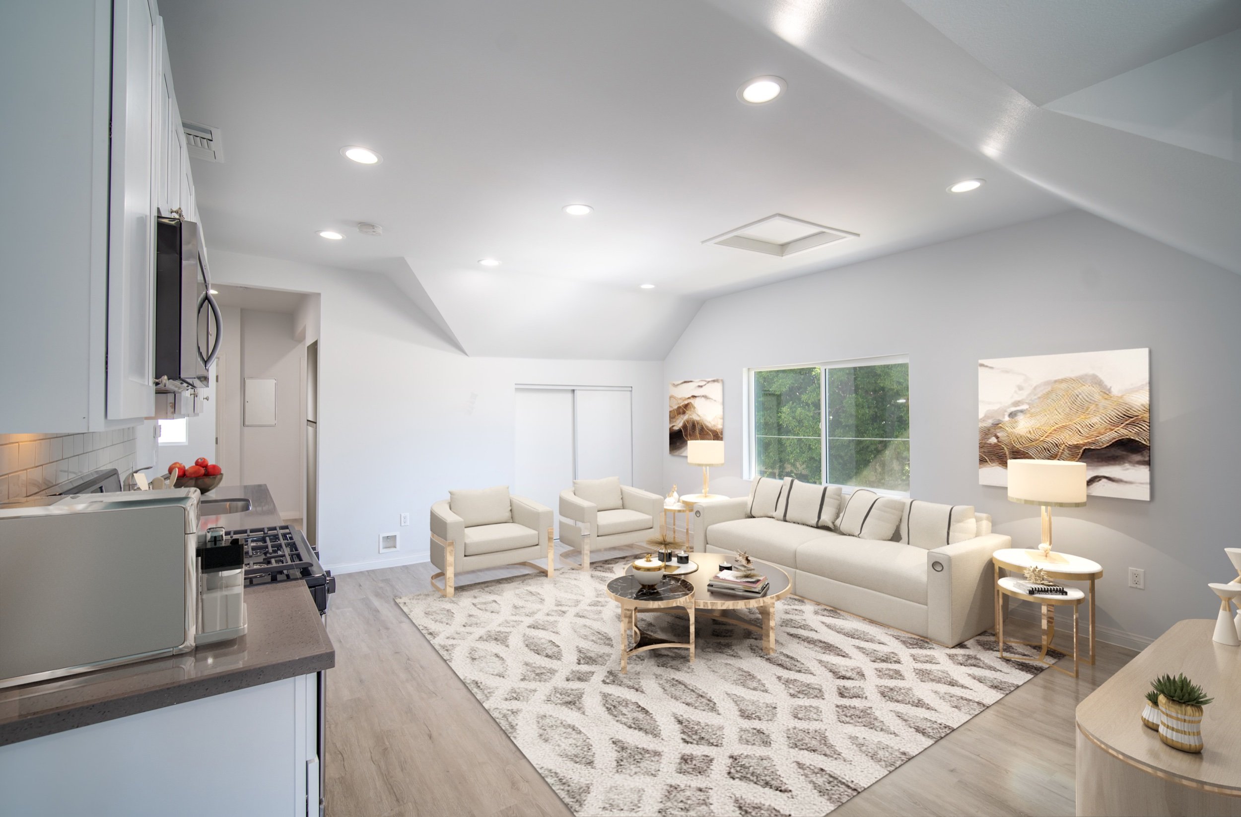 220 s boyle ave upstairs unit-10.jpeg