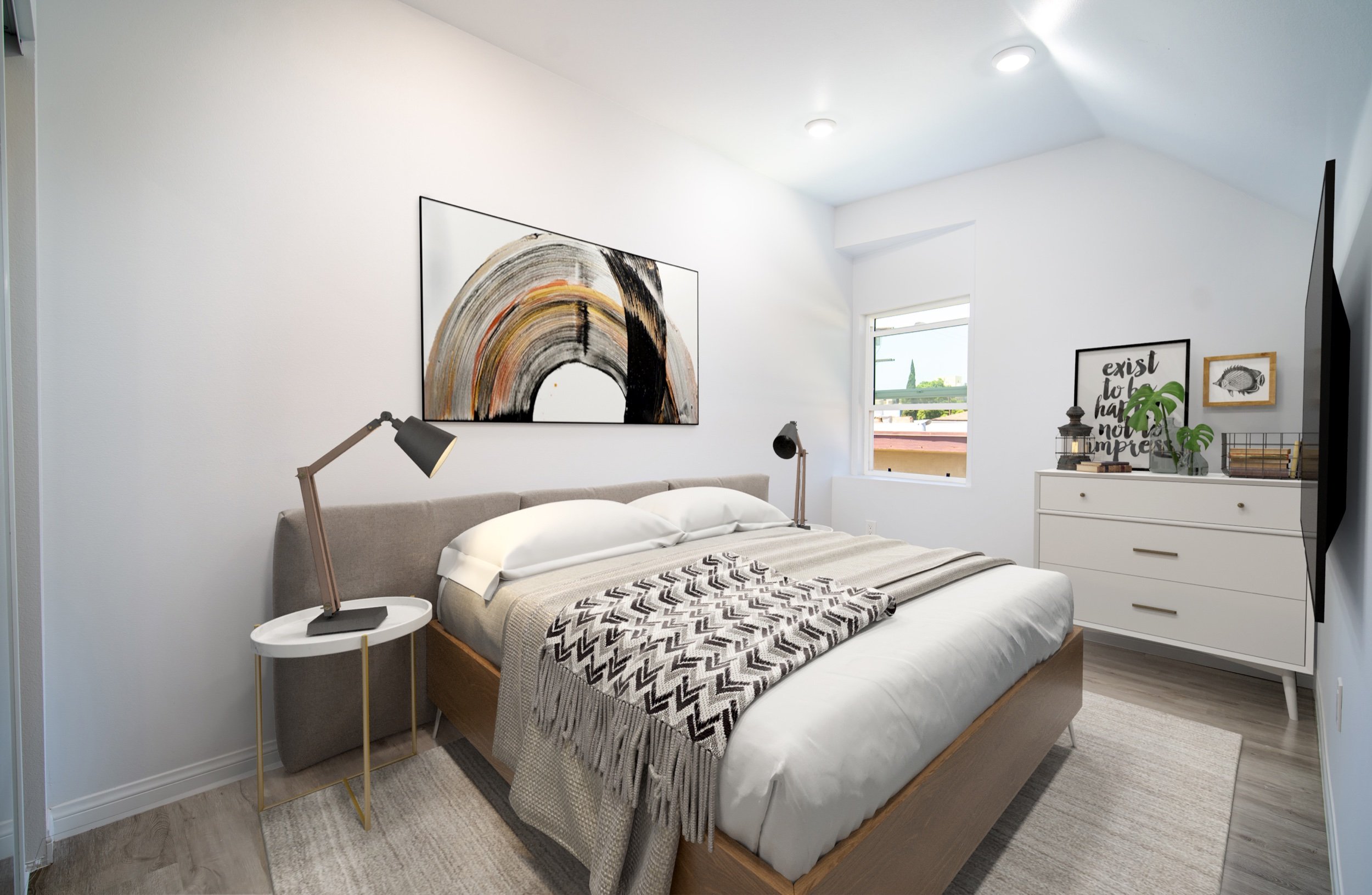 220 s boyle ave upstairs unit-7.jpeg