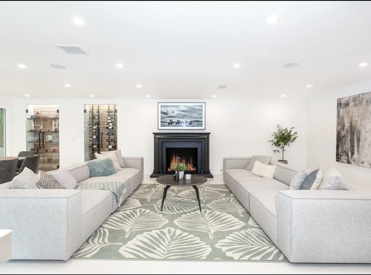 84F75F85-52F2-444A-AB51-F45B2FEB6DBD