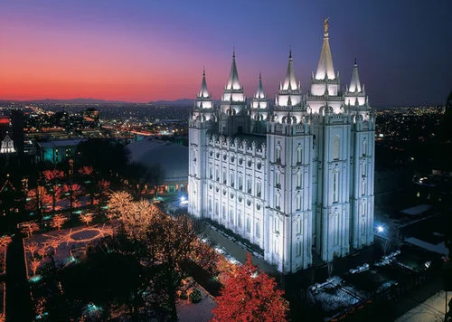 Temple-Square-Christmas-Lights-Tour-Limousine-Rental-Services.jpg