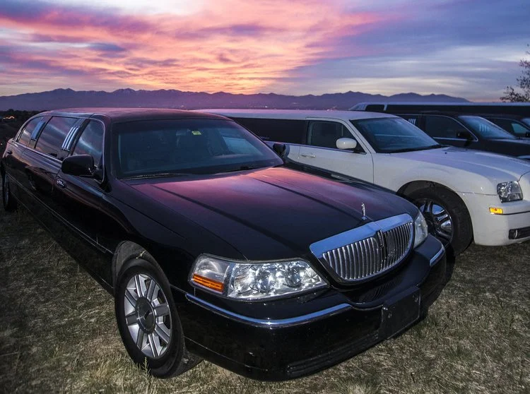 Lincoln Town Car 6 Passenger