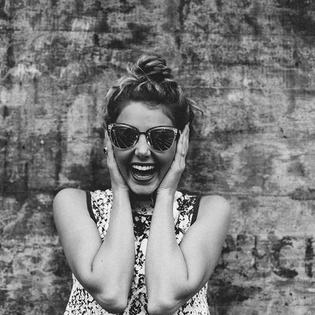 Not that you need more reasons to do so! Tag that friend who you get your giggle on with! ❤️⠀
⠀
 https://buff.ly/2wLzqjx⠀
⠀
Thank you @gaiam for the article!⠀
⠀
#yoga #yogaretreat #wellness #wellbeing #relaxation #laughter #joy #happiness