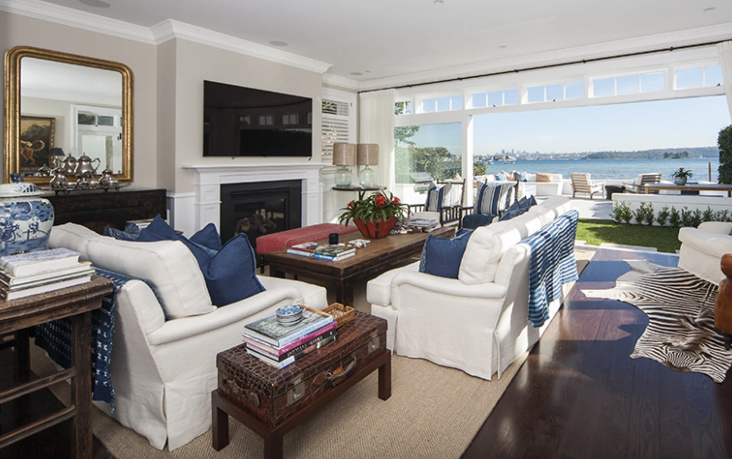 3.21 Collins Ave copy.jpg