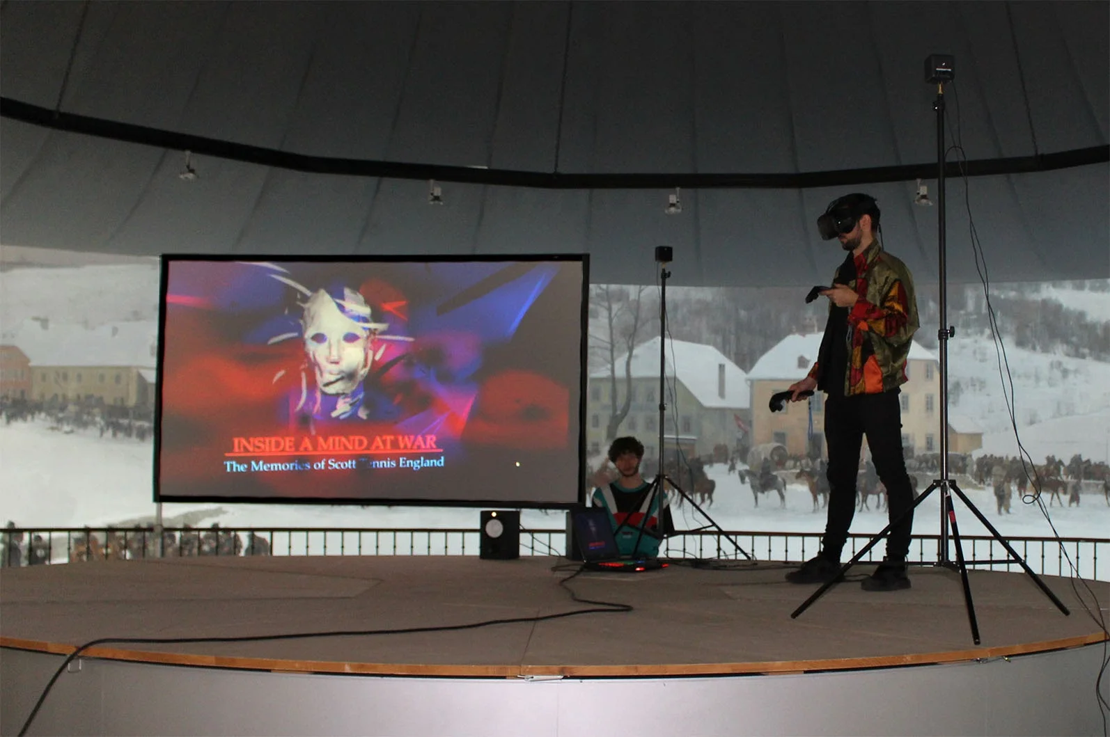 Artist Sutu performing our interactive documentary during the Fumetto comic festival