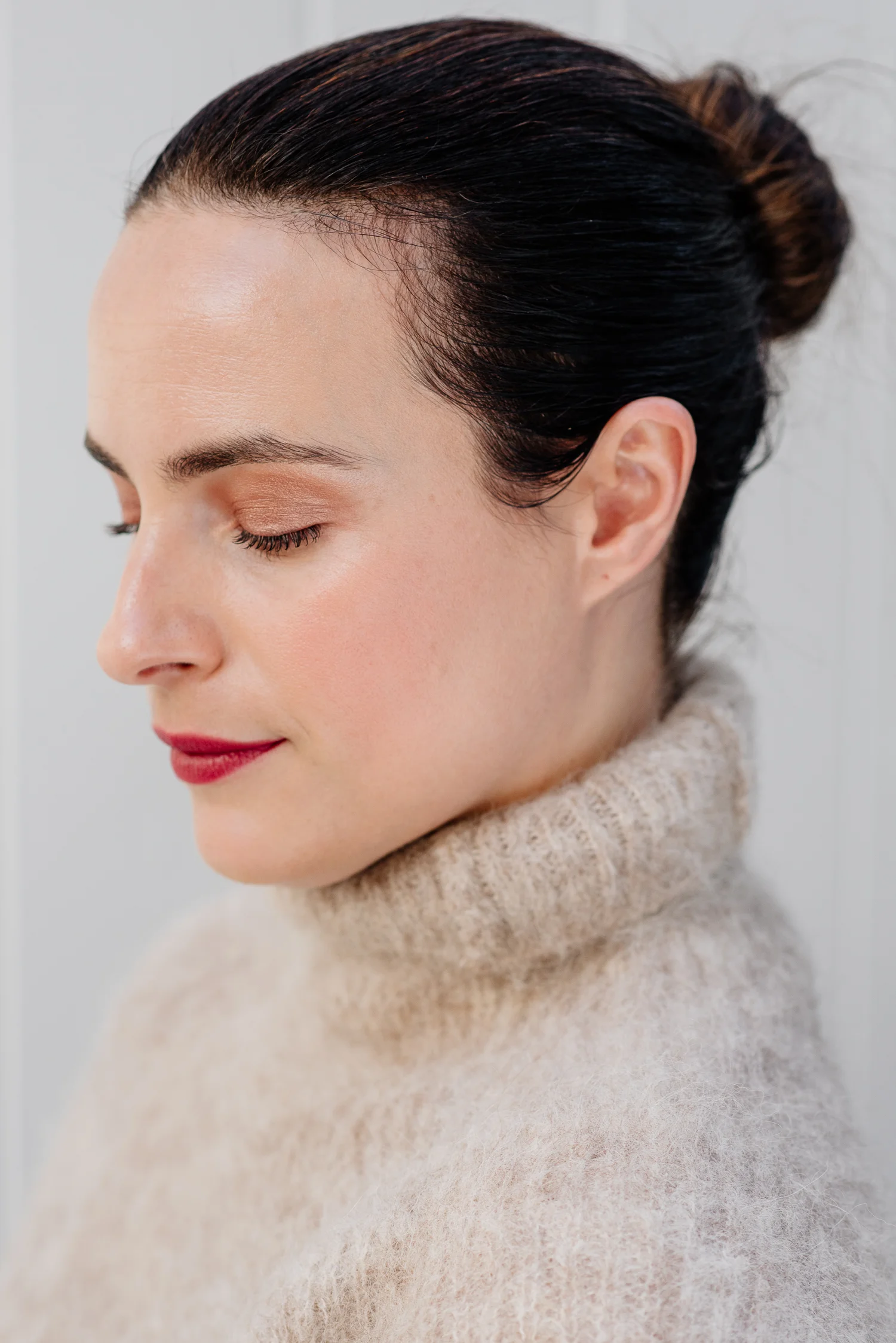 organic make up berry lipstick copper eye shadow .jpg
