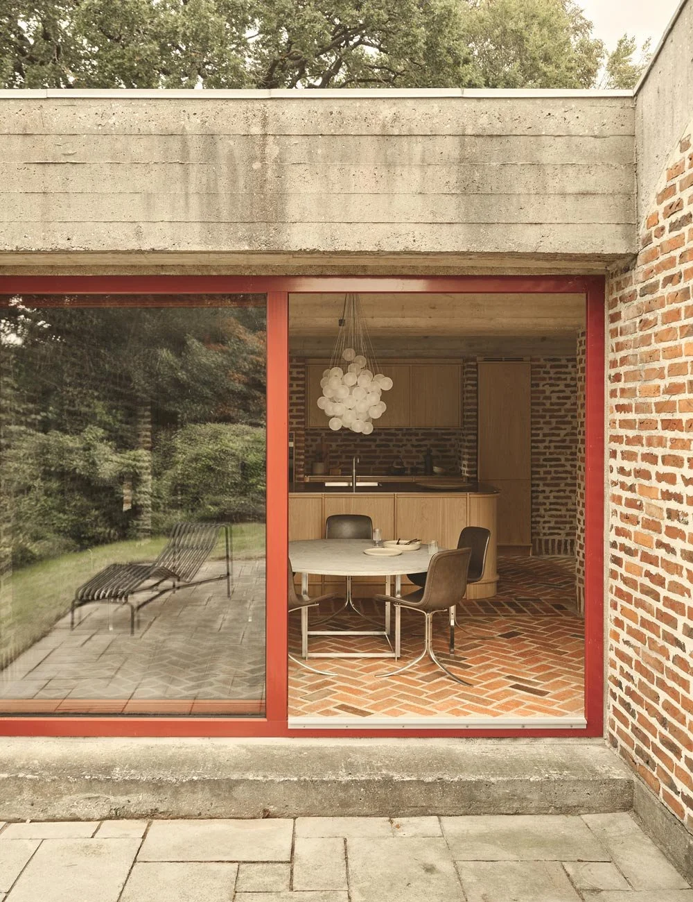 Arkitektritat tegelhus i Holte utanför Köpenhamn